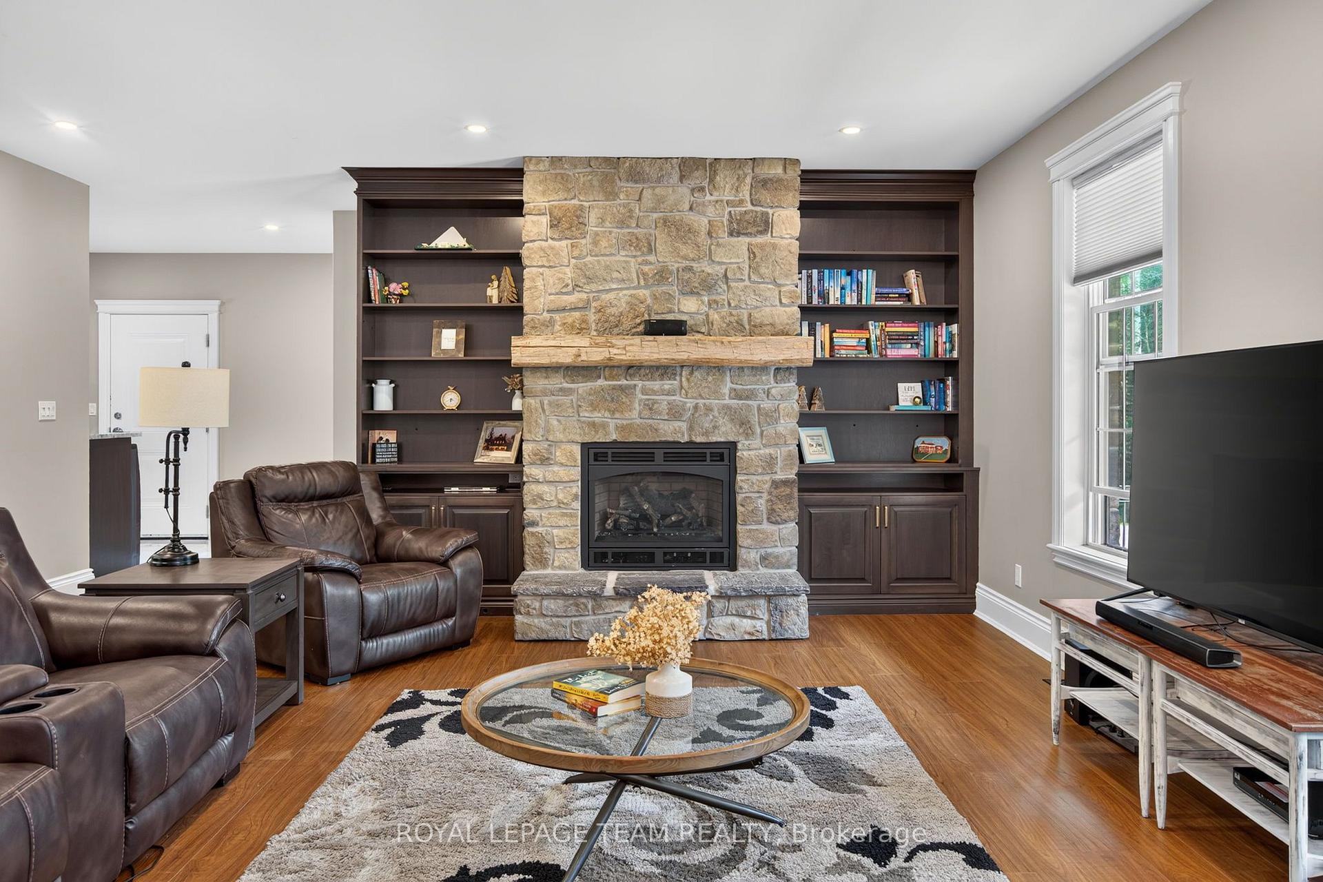 Photo 7 of 74 Smith Road, North Grenville, North Grenville Twp (Kemptville South) — HOMEH