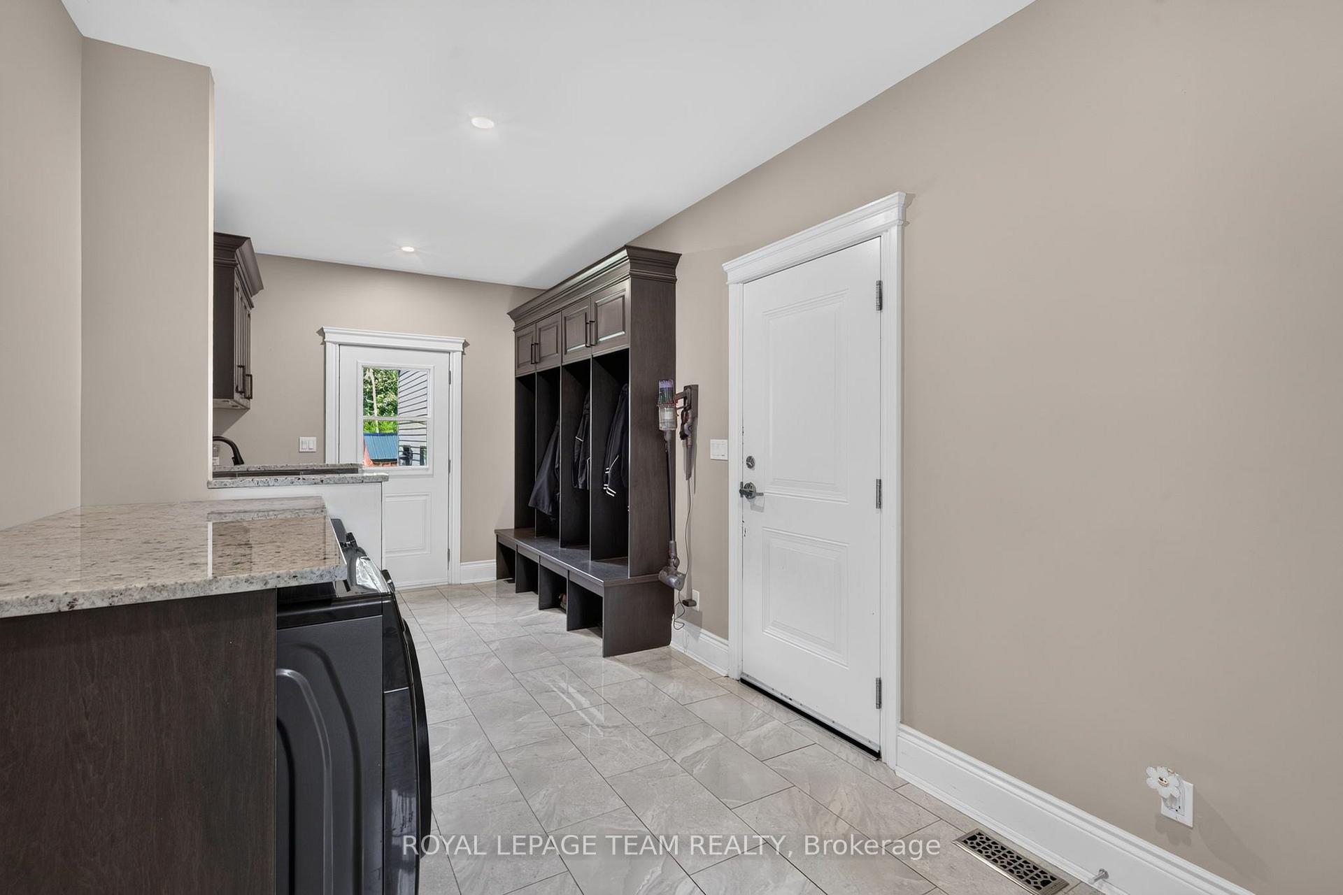 Photo 23 of 74 Smith Road, North Grenville, North Grenville Twp (Kemptville South) — HOMEH