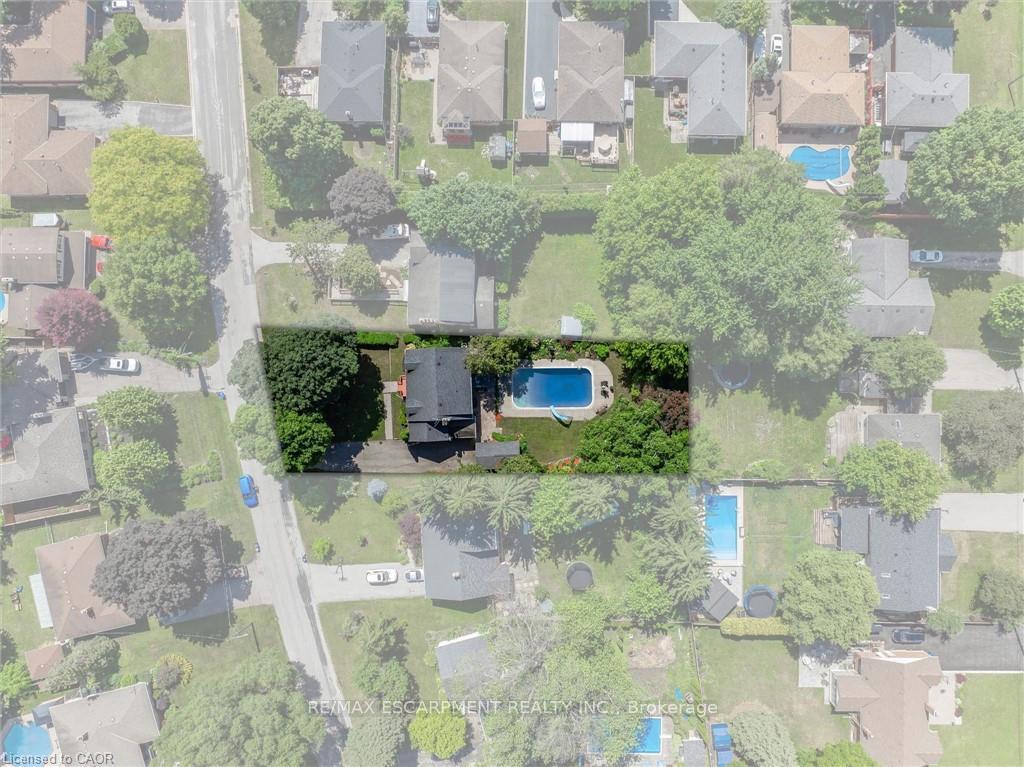 Photo 31 of 938 Cloverleaf Drive, Burlington, LaSalle — HOMEH