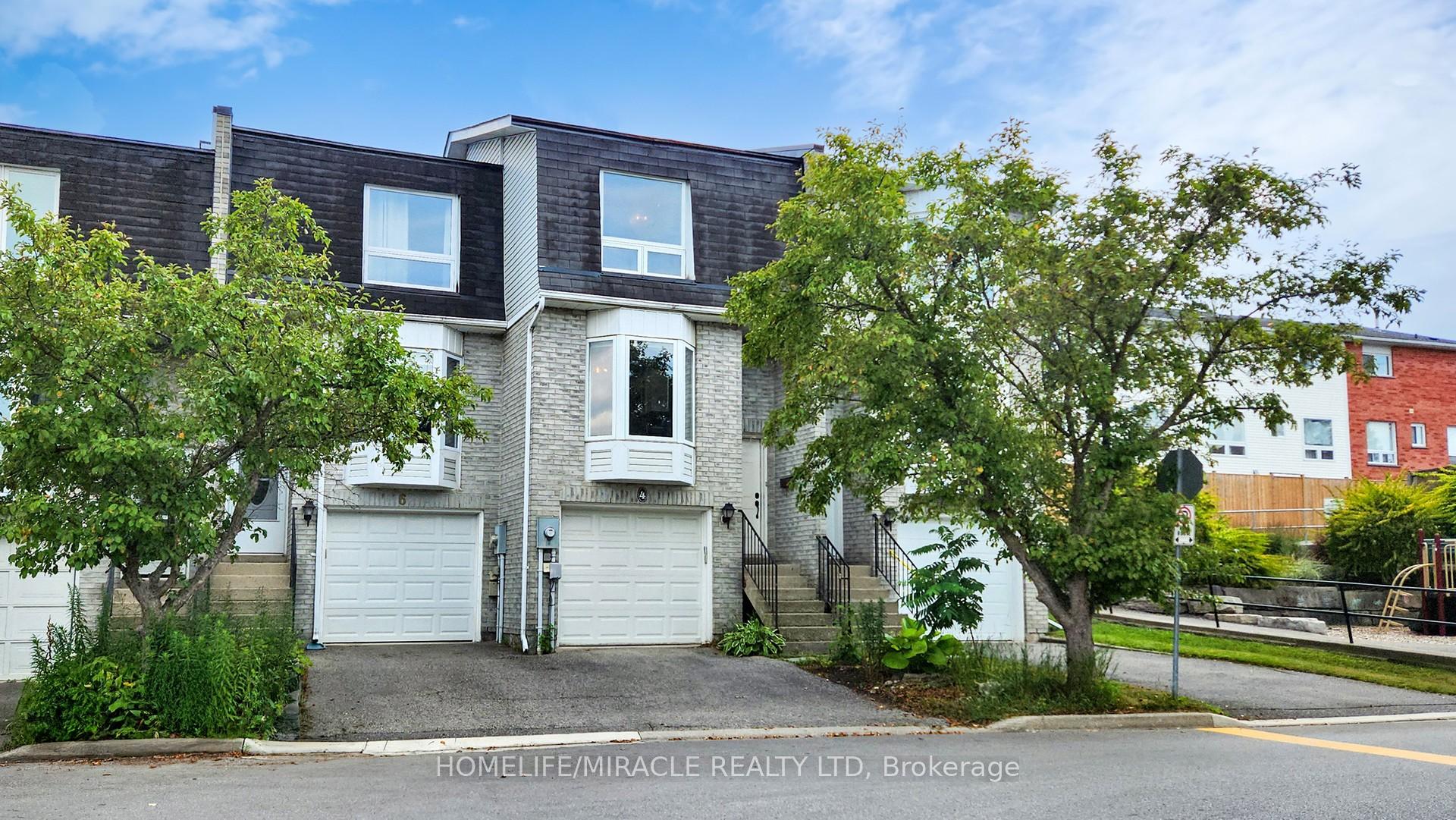 Photo 2 of 4 William Curtis Circle, Newmarket, Gorham-College Manor — HOMEH
