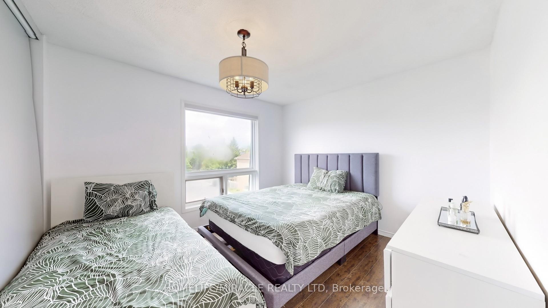 Photo 22 of 4 William Curtis Circle, Newmarket, Gorham-College Manor — HOMEH