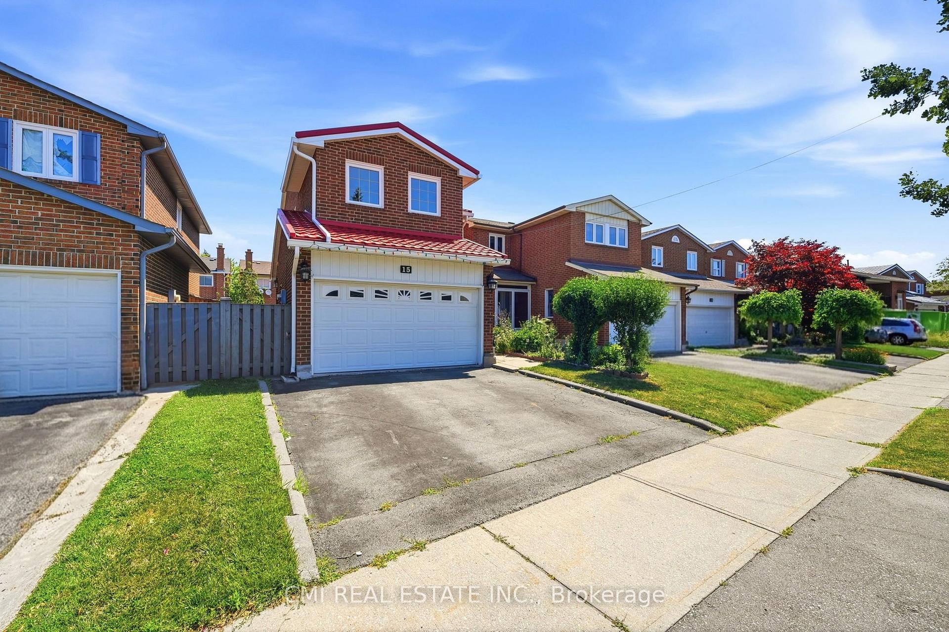 Photo 2 of 15 Cog Hill Drive, Vaughan, Brownridge — HOMEH