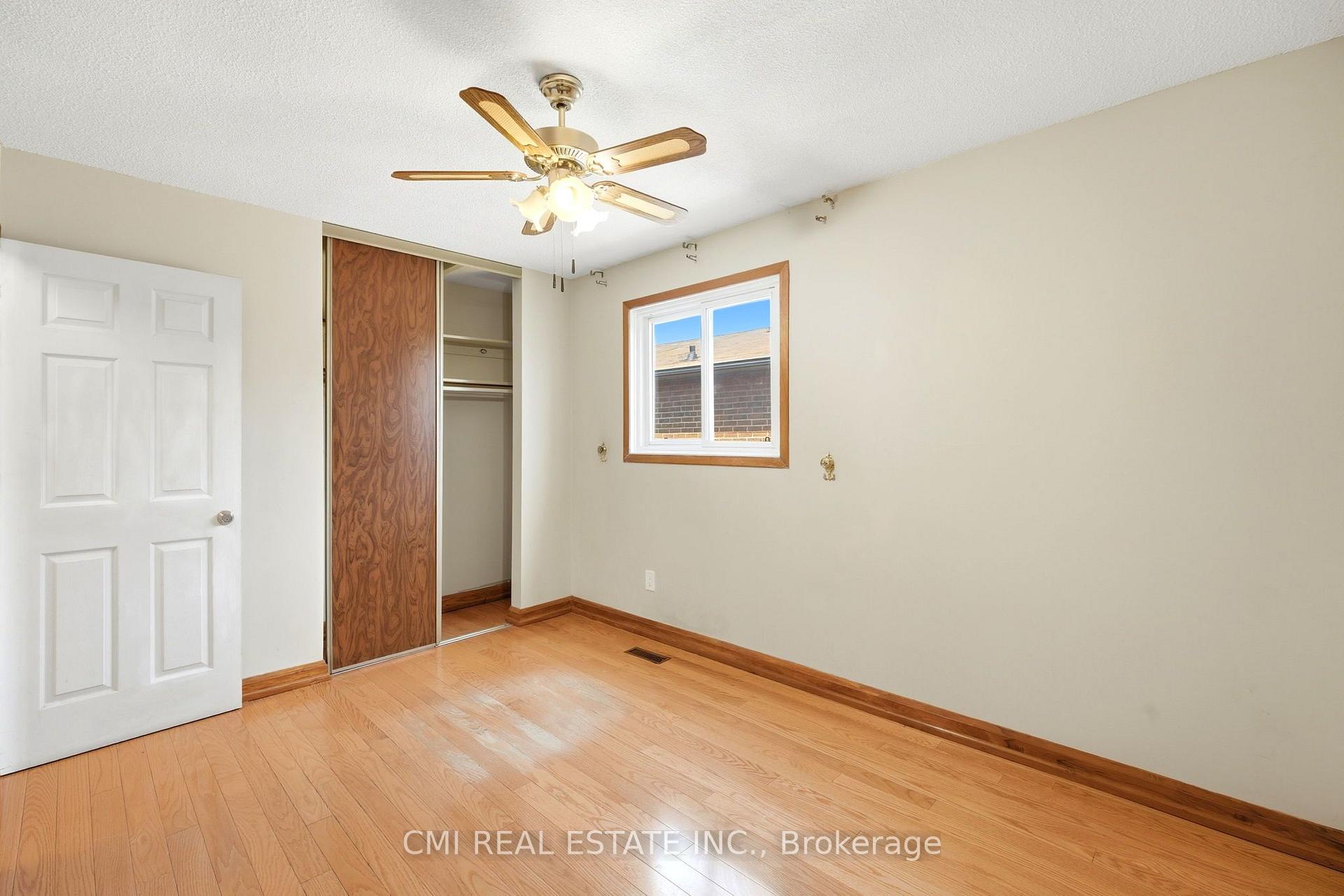 Photo 21 of 15 Cog Hill Drive, Vaughan, Brownridge — HOMEH
