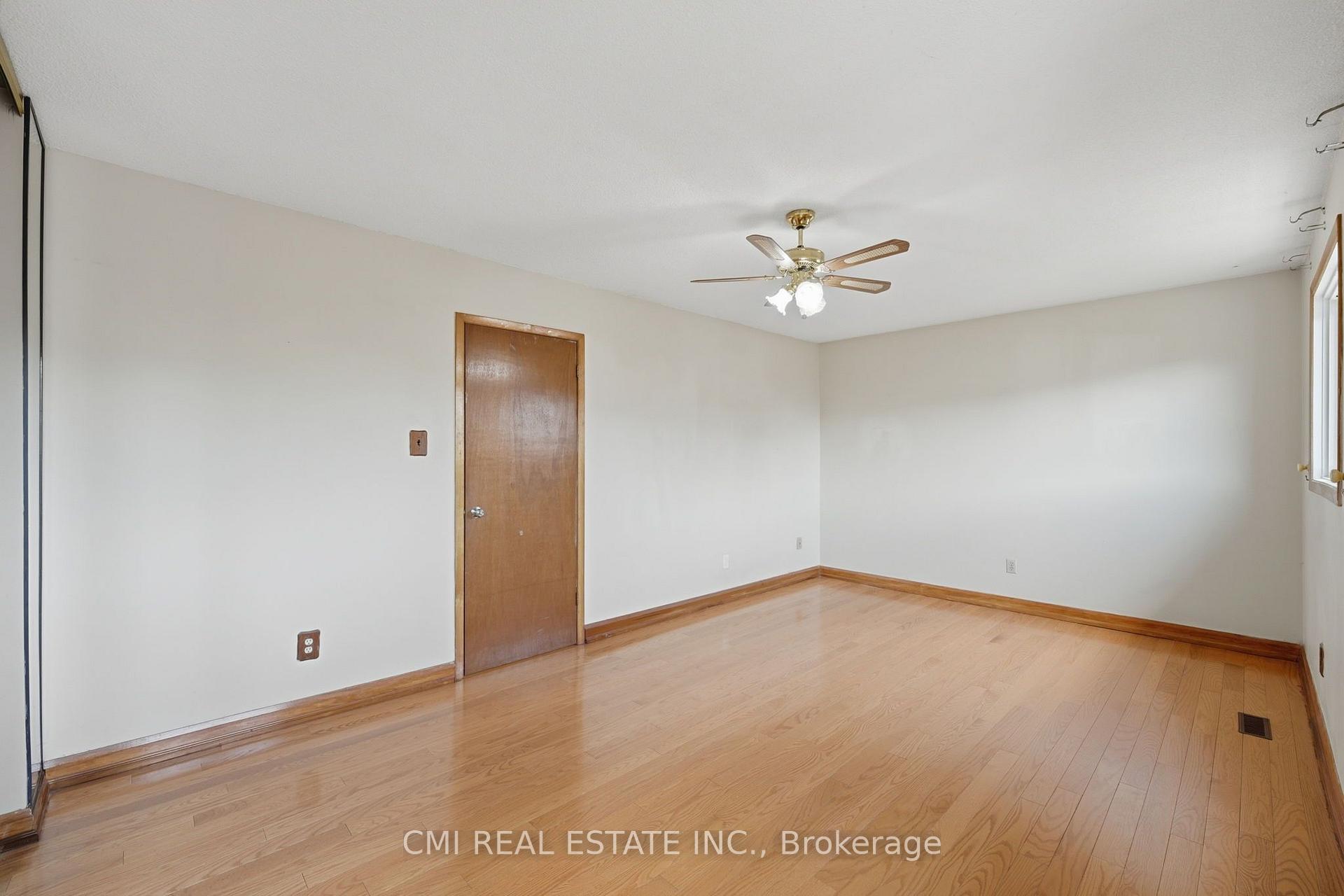 Photo 23 of 15 Cog Hill Drive, Vaughan, Brownridge — HOMEH
