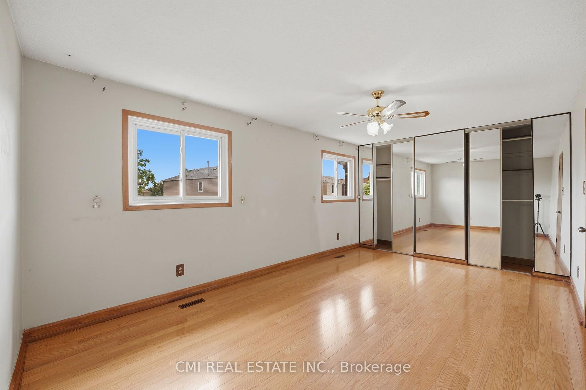 Photo 24 of 15 Cog Hill Drive, Vaughan, Brownridge — HOMEH