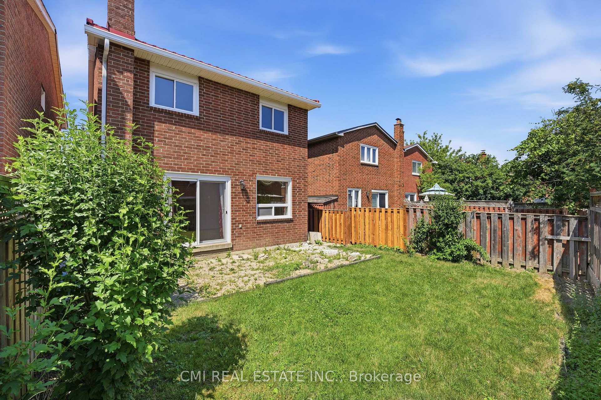 Photo 39 of 15 Cog Hill Drive, Vaughan, Brownridge — HOMEH