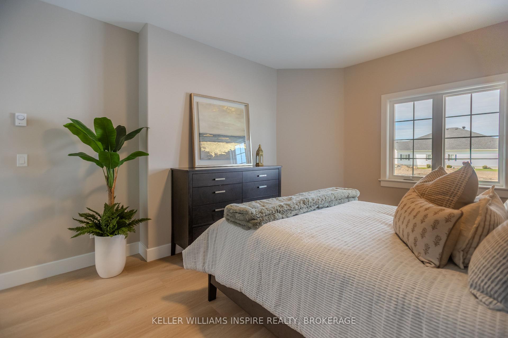 Photo 14 of 34 Carly Place, Loyalist, Amherstview — HOMEH