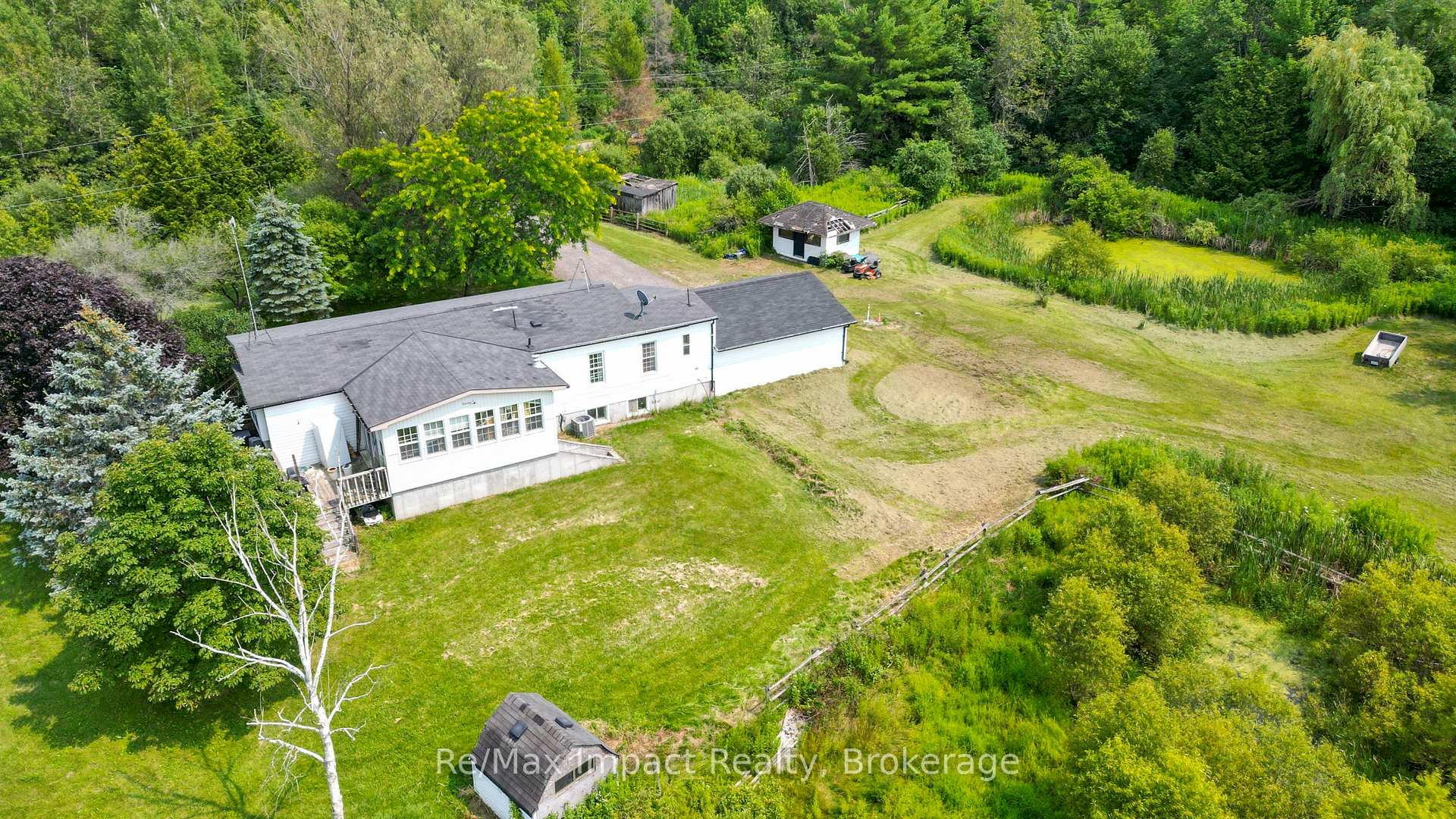 Photo 3 of 1004 Broomfield Road, Alderville First Nation — HOMEH