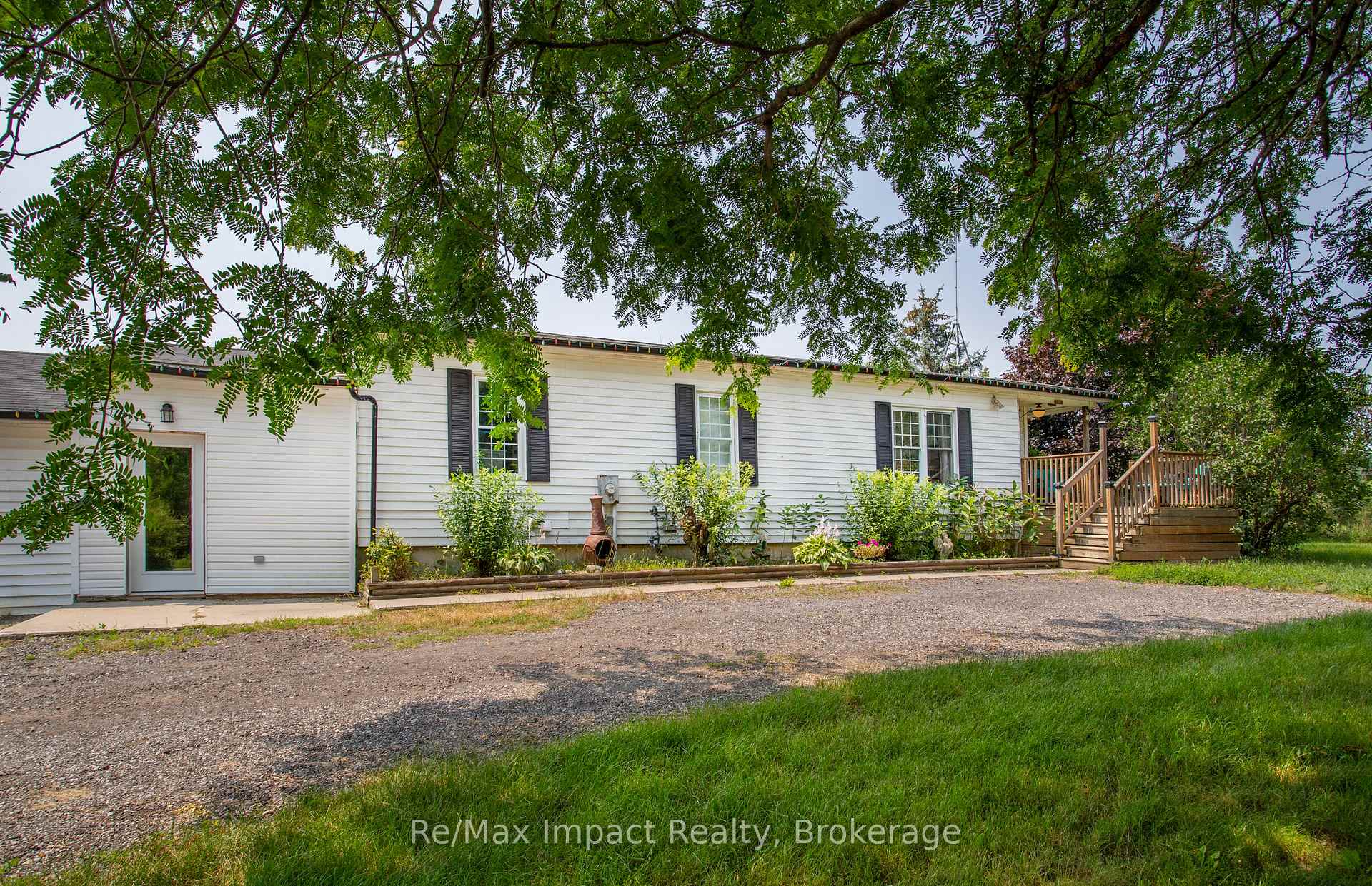 Photo 5 of 1004 Broomfield Road, Alderville First Nation — HOMEH