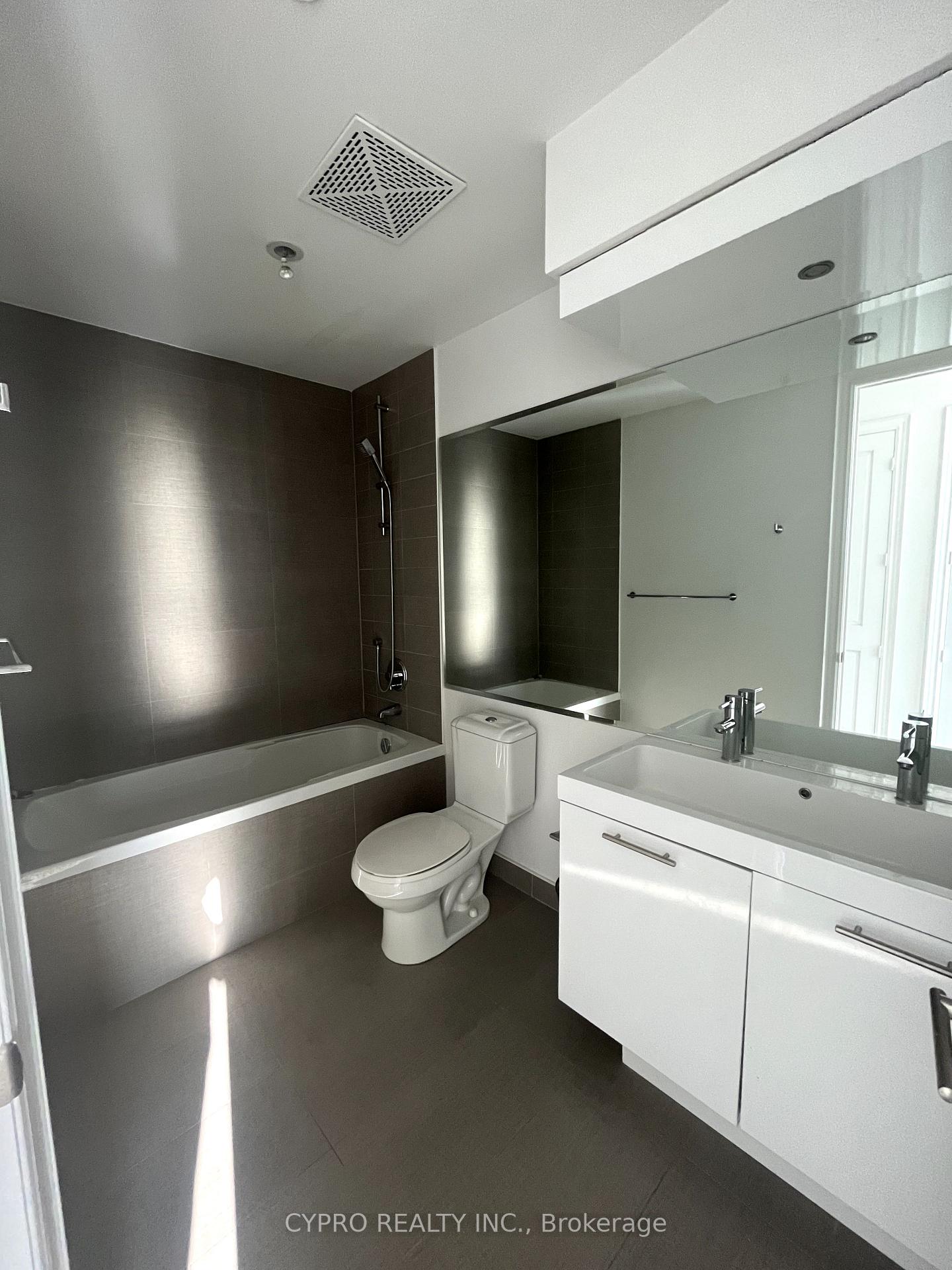Photo 17 of Unit 6516, 388 Yonge Street, Toronto, Bay Street Corridor — HOMEH
