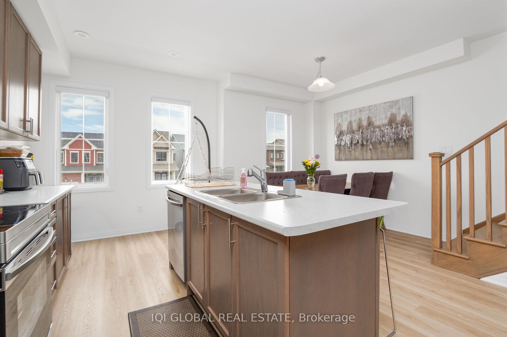 Photo 19 of 21 Greig Street, Brantford, Empire — HOMEH