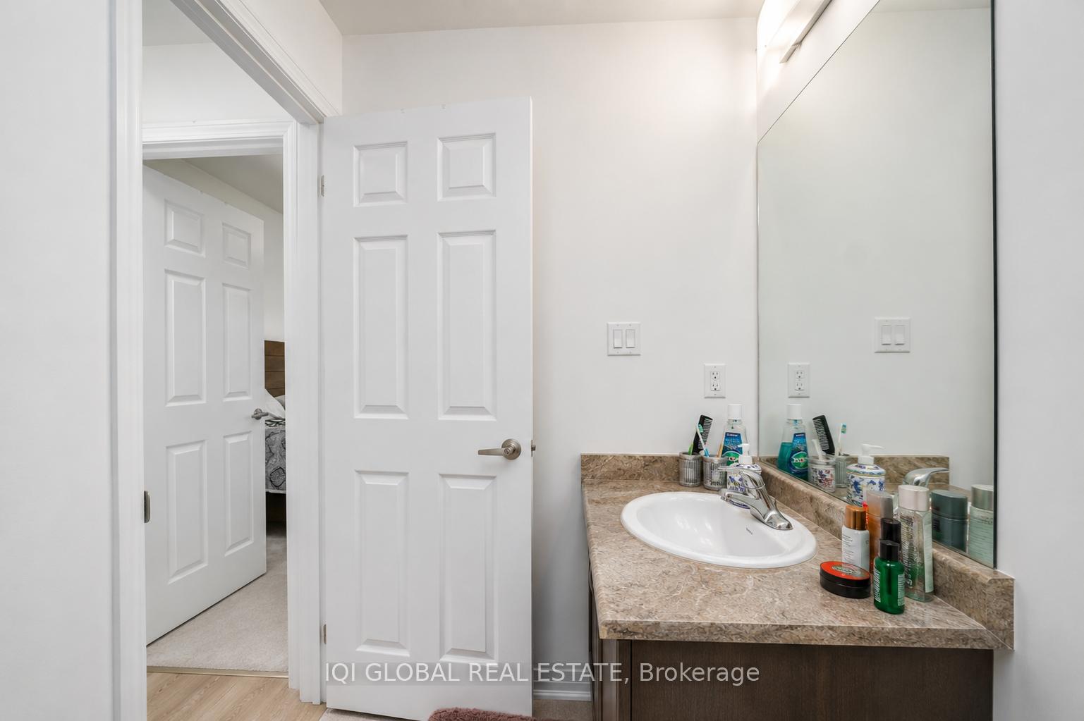 Photo 34 of 21 Greig Street, Brantford, Empire — HOMEH