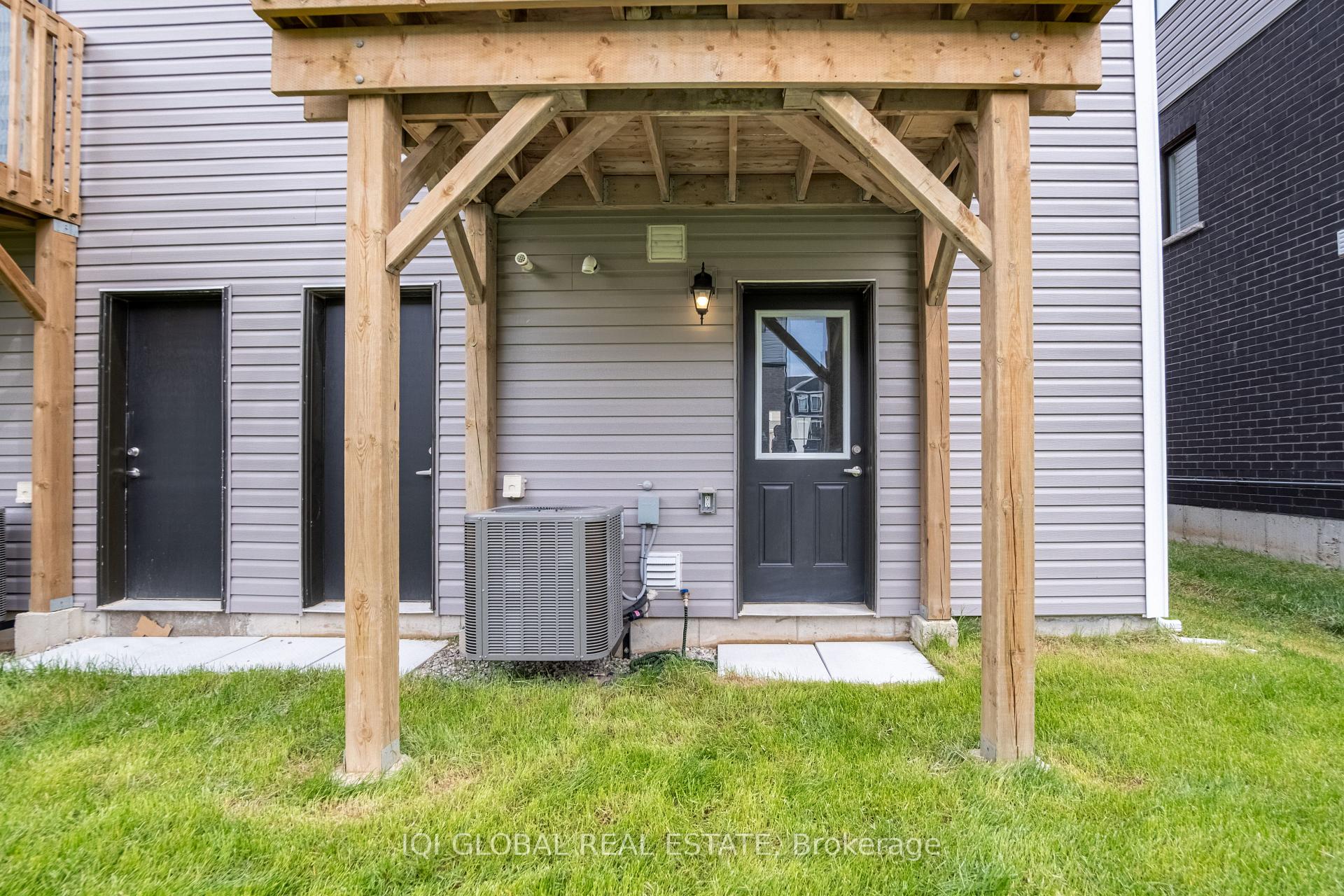 Photo 44 of 21 Greig Street, Brantford, Empire — HOMEH