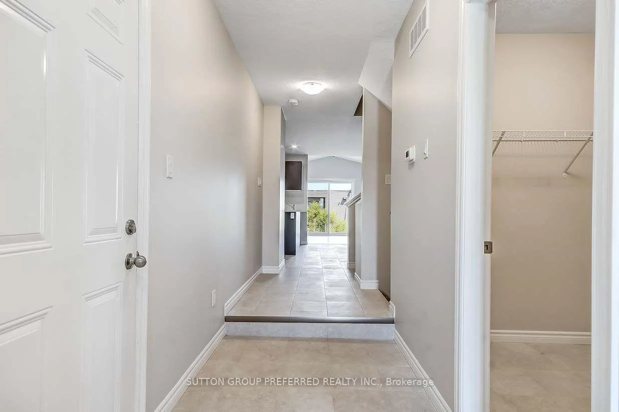Photo 5 of 3972 Mia Avenue, London, South W — HOMEH