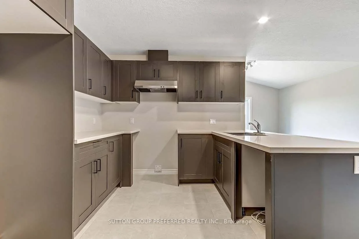 Photo 17 of 3972 Mia Avenue, London, South W — HOMEH