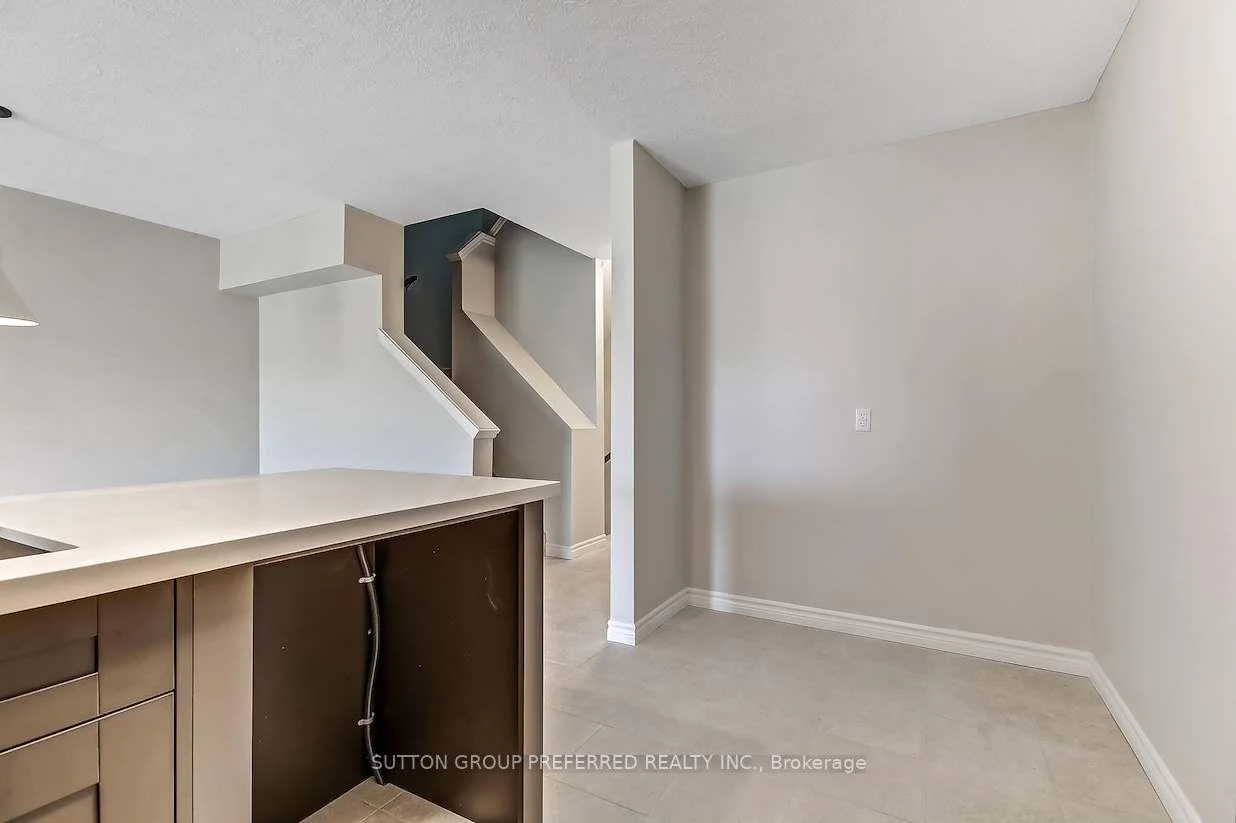 Photo 19 of 3972 Mia Avenue, London, South W — HOMEH