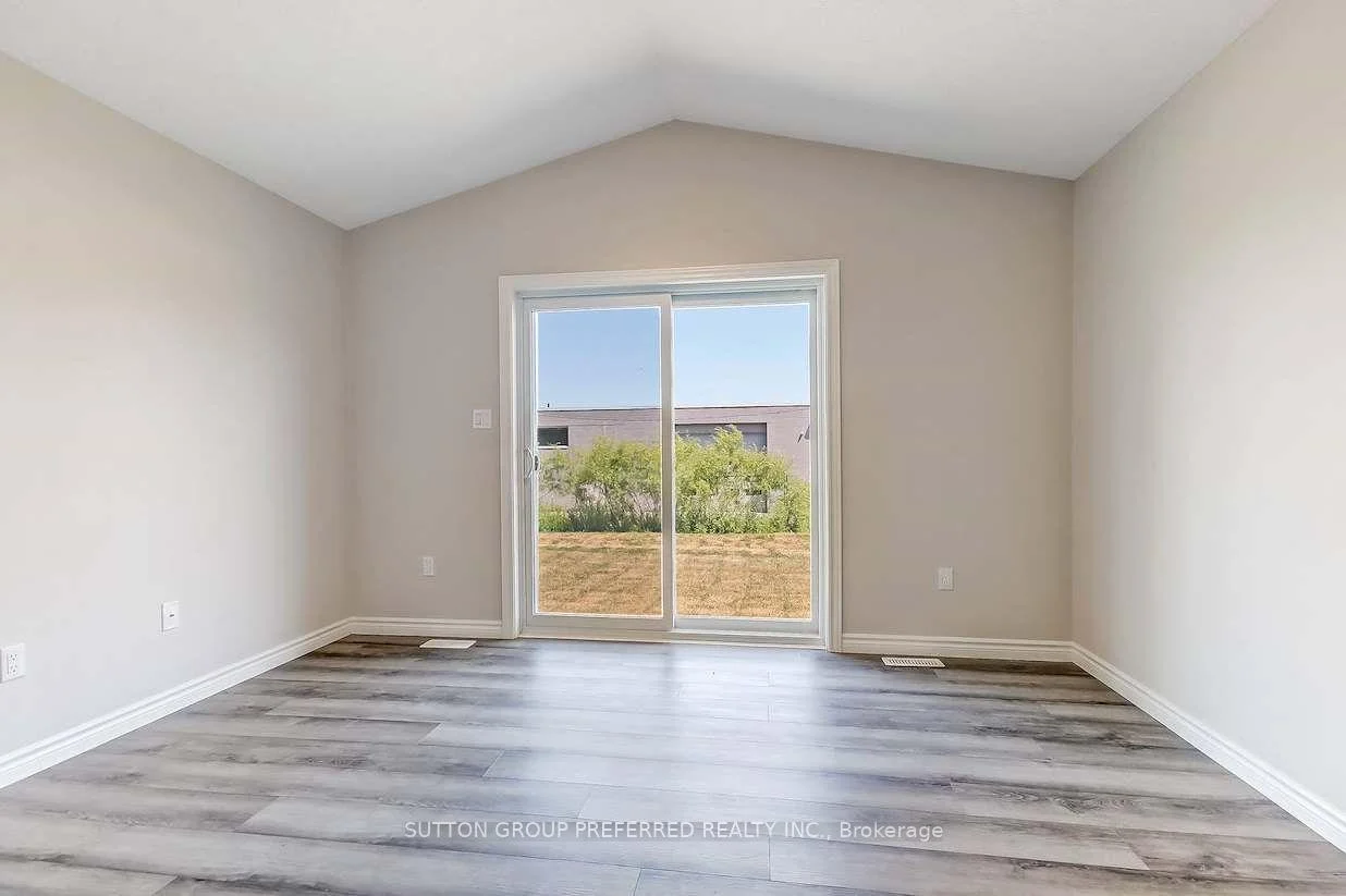 Photo 21 of 3972 Mia Avenue, London, South W — HOMEH