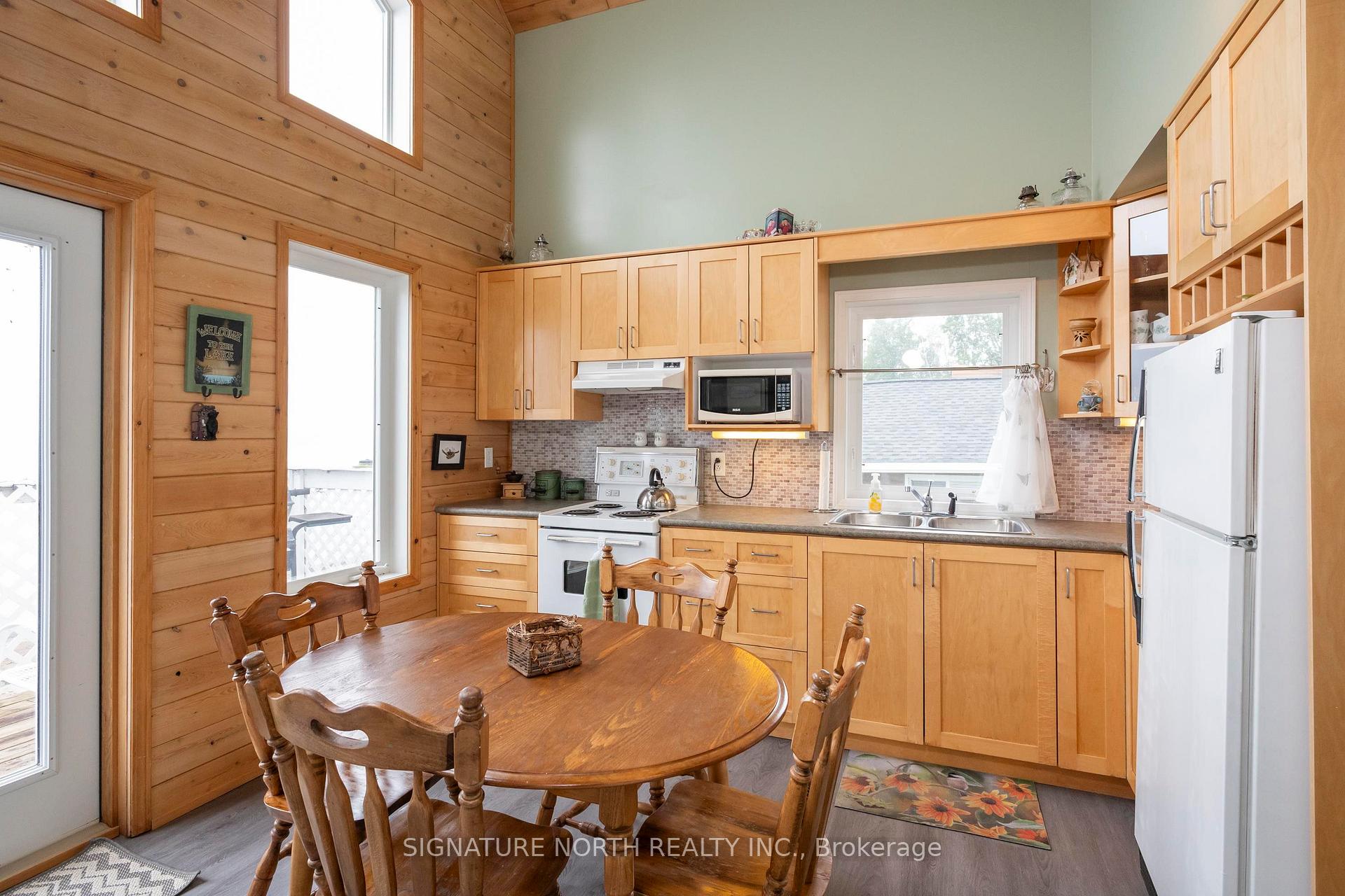 Photo 10 of 608 White Birch Beach Road, Shuniah — HOMEH