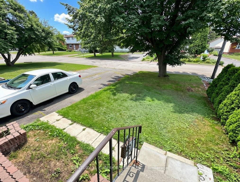 Photo 5 of 579 Simon Fraser Drive, Thunder Bay, Northwood Park — HOMEH