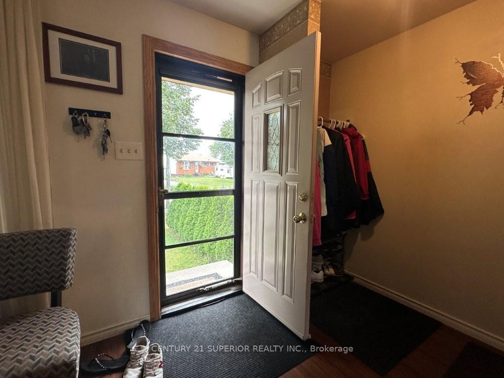 Photo 6 of 579 Simon Fraser Drive, Thunder Bay, Northwood Park — HOMEH
