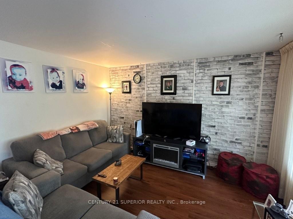 Photo 10 of 579 Simon Fraser Drive, Thunder Bay, Northwood Park — HOMEH