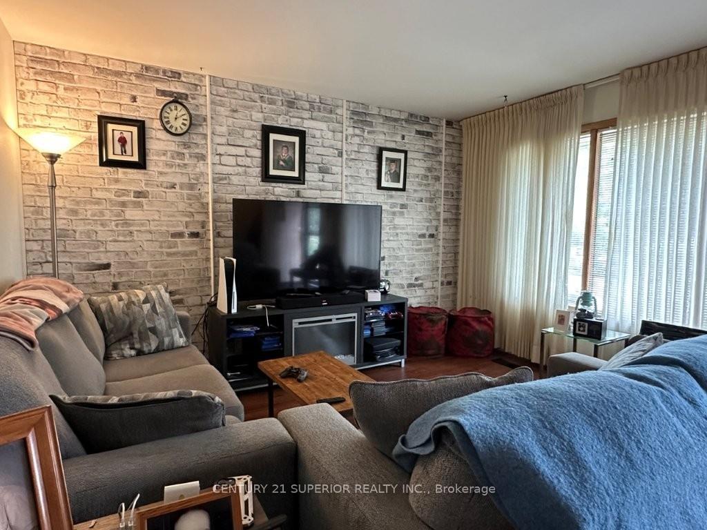 Photo 11 of 579 Simon Fraser Drive, Thunder Bay, Northwood Park — HOMEH