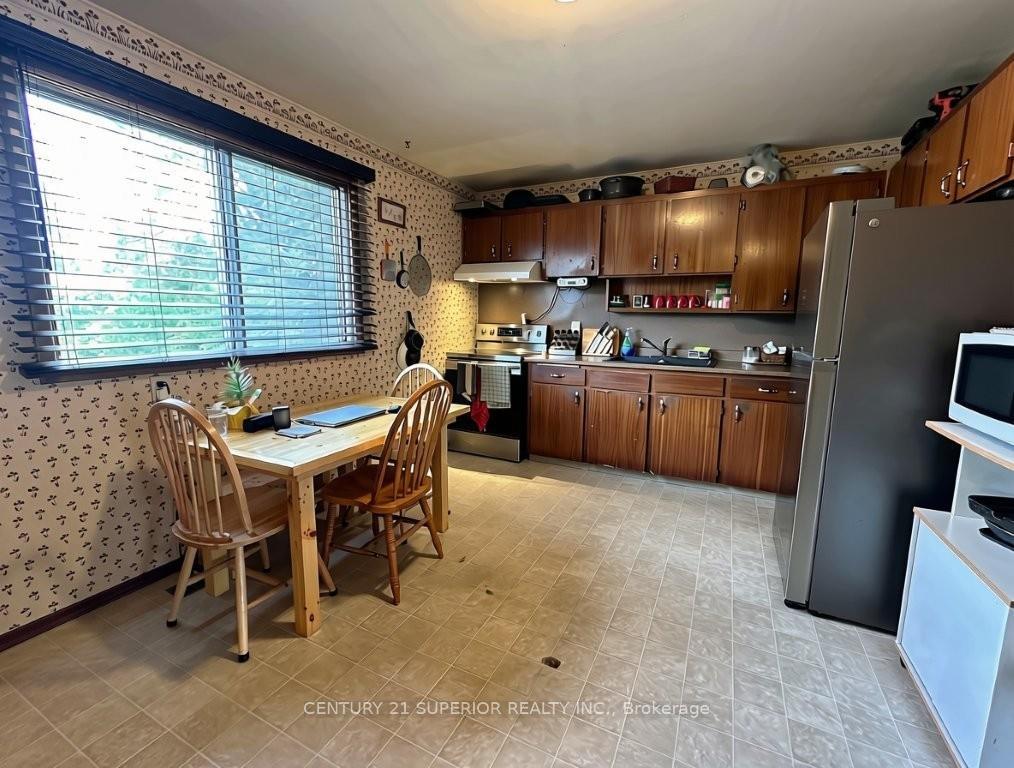 Photo 14 of 579 Simon Fraser Drive, Thunder Bay, Northwood Park — HOMEH