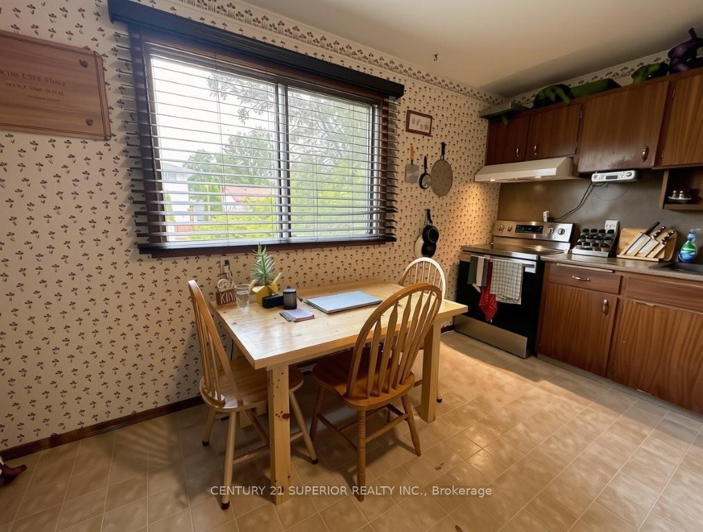 Photo 16 of 579 Simon Fraser Drive, Thunder Bay, Northwood Park — HOMEH