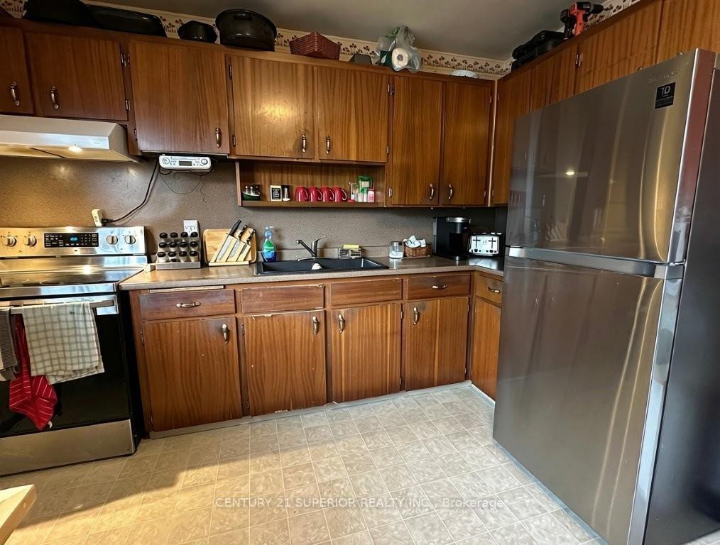 Photo 18 of 579 Simon Fraser Drive, Thunder Bay, Northwood Park — HOMEH
