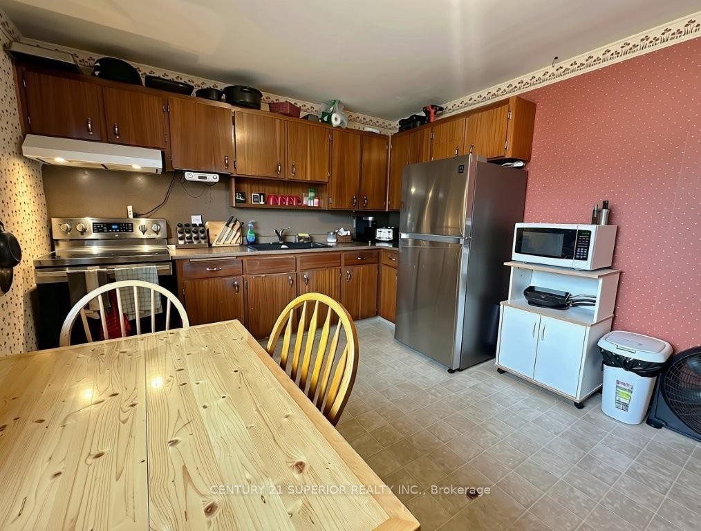 Photo 19 of 579 Simon Fraser Drive, Thunder Bay, Northwood Park — HOMEH