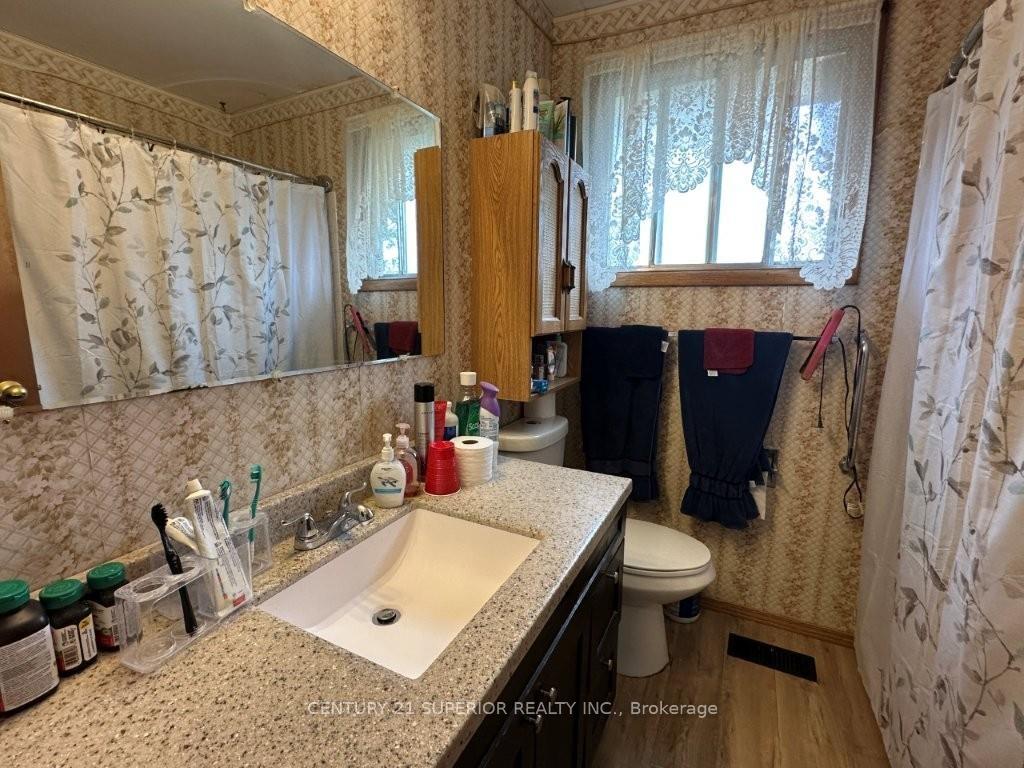 Photo 26 of 579 Simon Fraser Drive, Thunder Bay, Northwood Park — HOMEH
