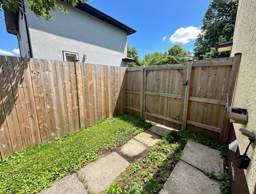 Photo 41 of 579 Simon Fraser Drive, Thunder Bay, Northwood Park — HOMEH