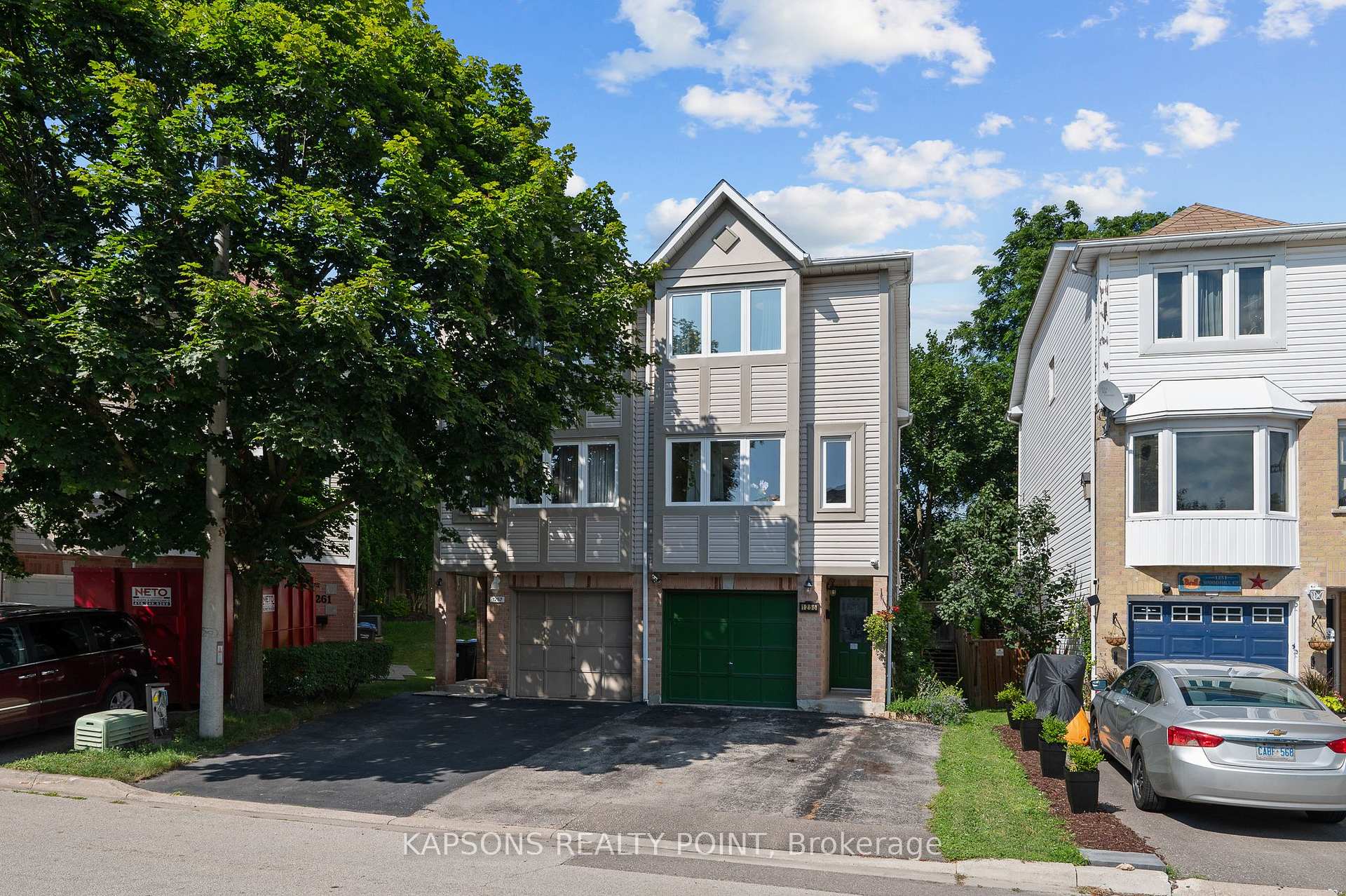 Front of 1255 Woodhill Court