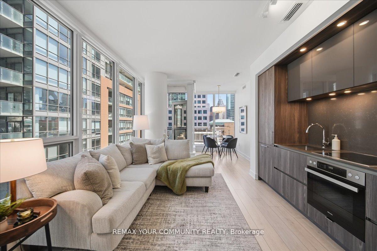 Photo 7 of Unit 1806, 15 Mercer Street, Toronto, Waterfront Communities — HOMEH