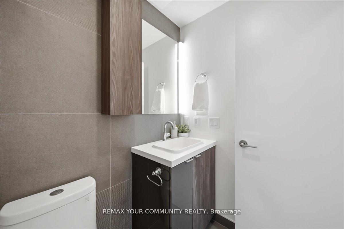 Photo 9 of Unit 1806, 15 Mercer Street, Toronto, Waterfront Communities — HOMEH