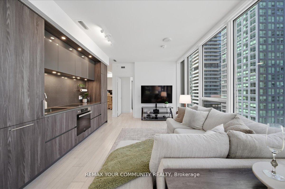 Photo 10 of Unit 1806, 15 Mercer Street, Toronto, Waterfront Communities — HOMEH