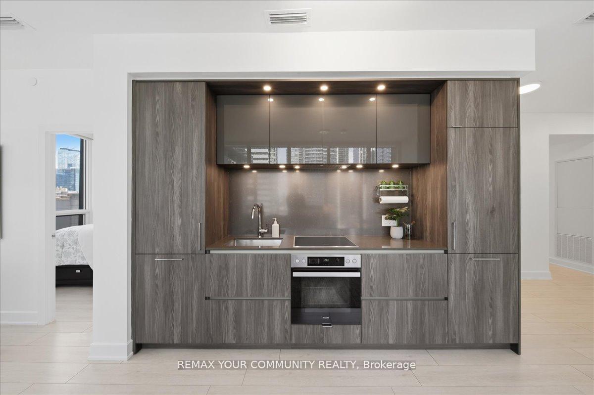 Photo 18 of Unit 1806, 15 Mercer Street, Toronto, Waterfront Communities — HOMEH