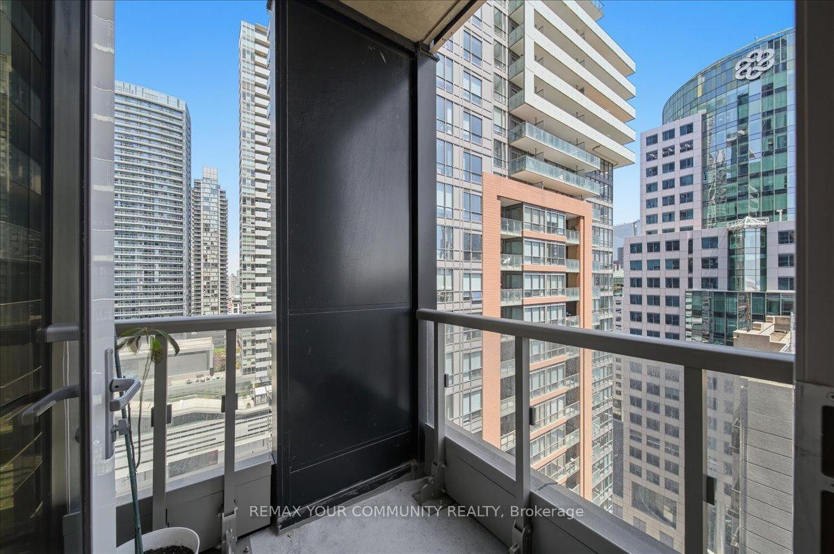 Photo 27 of Unit 1806, 15 Mercer Street, Toronto, Waterfront Communities — HOMEH