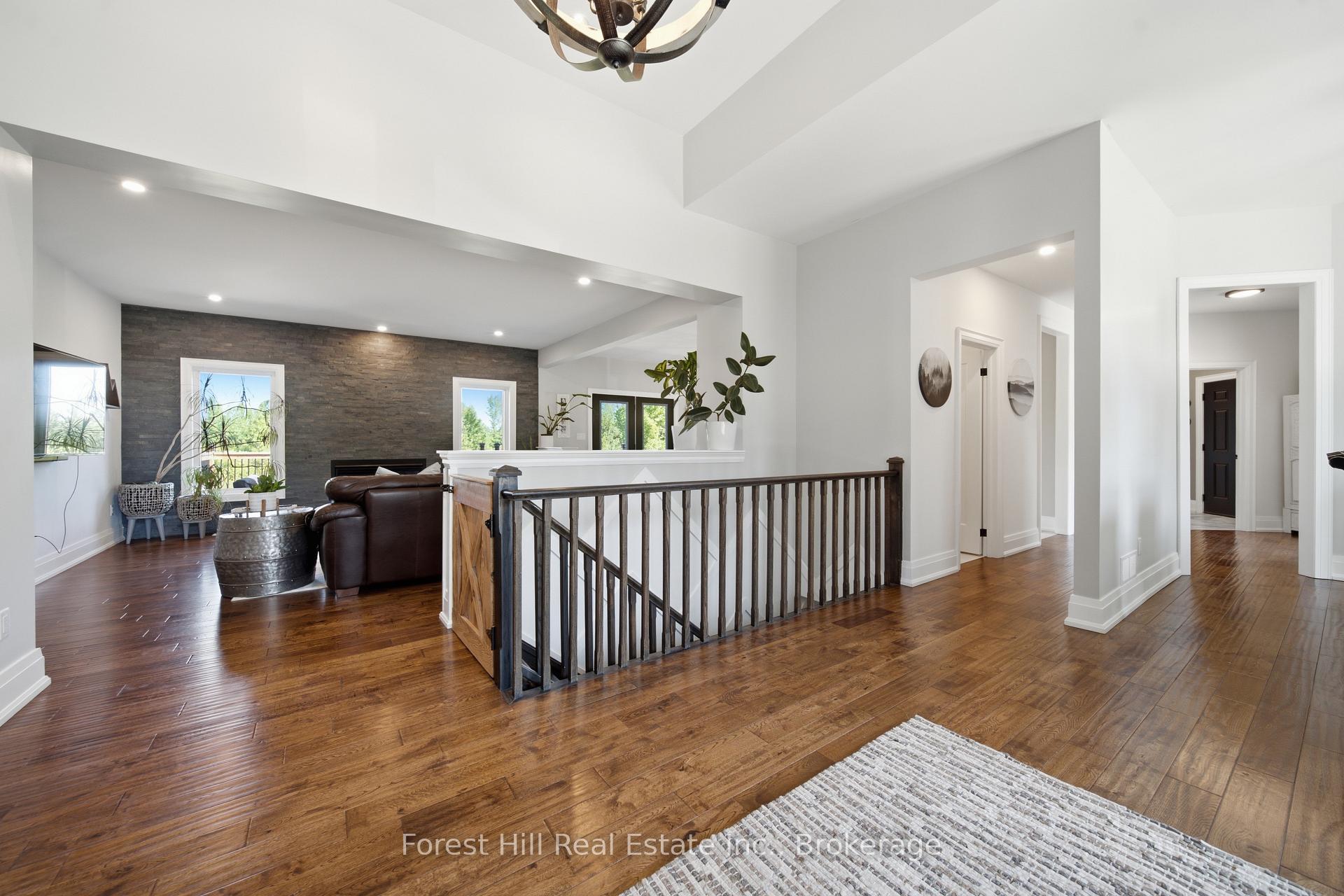 Photo 9 of 1029 Sixth Street, Collingwood — HOMEH
