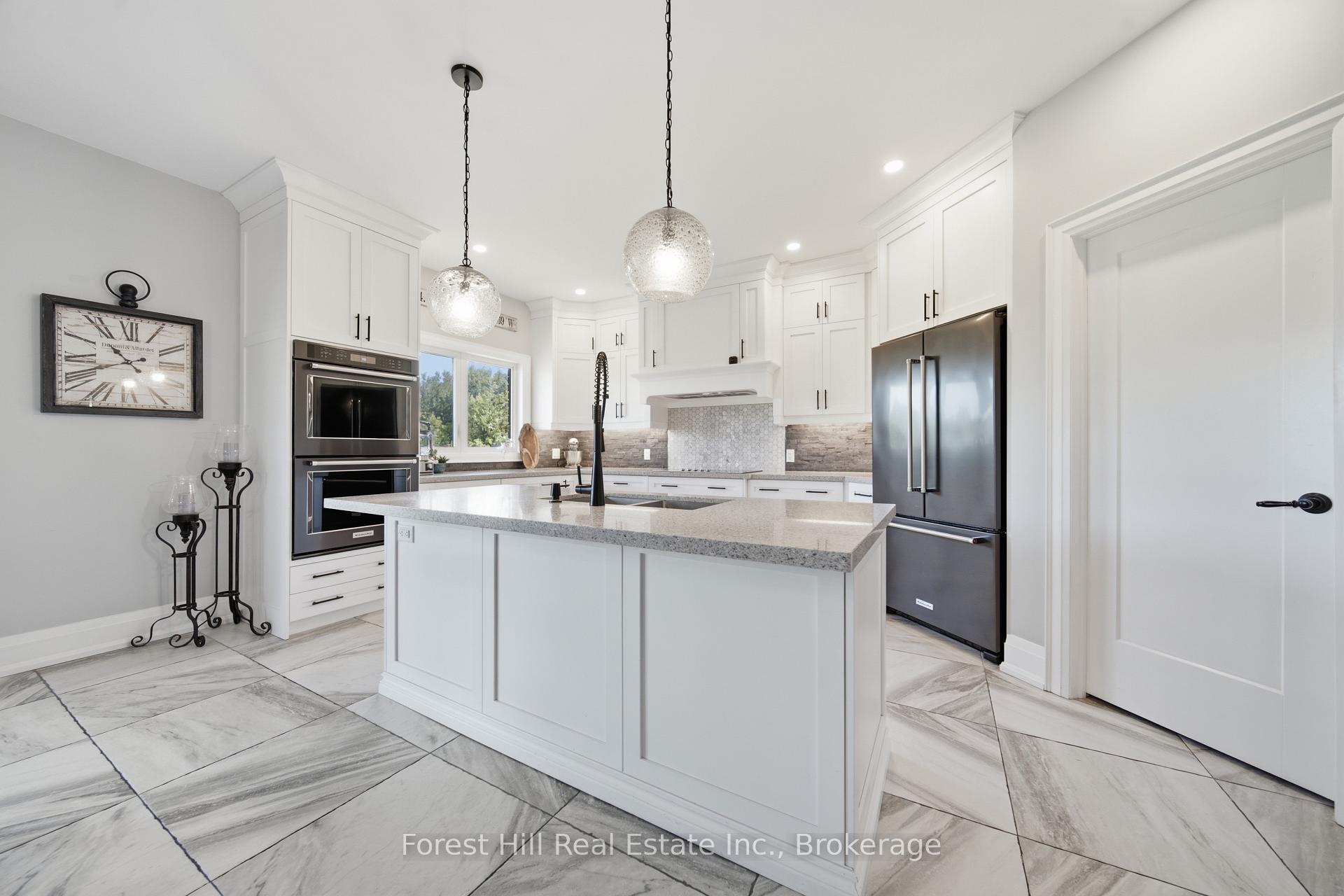 Photo 16 of 1029 Sixth Street, Collingwood — HOMEH
