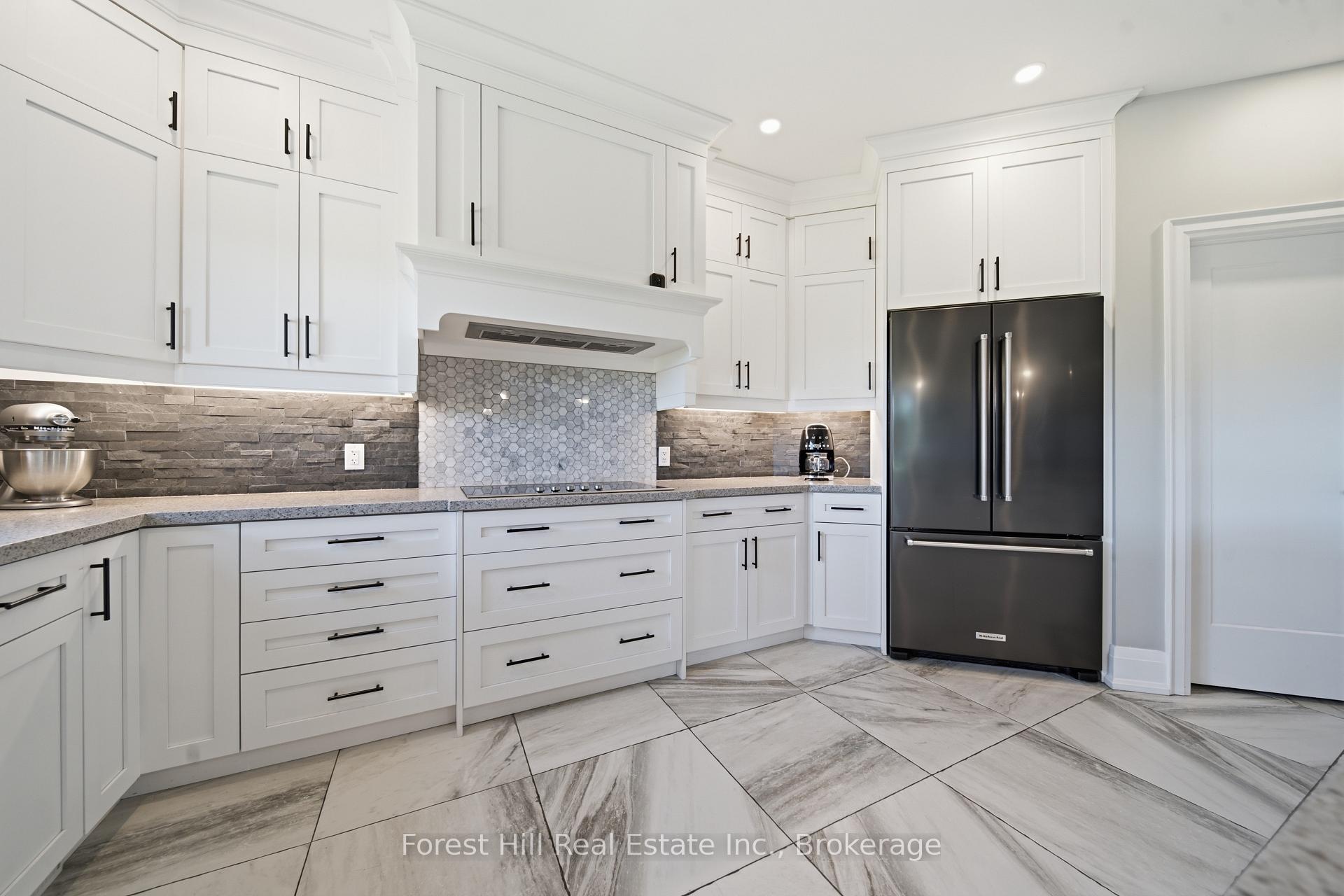Photo 19 of 1029 Sixth Street, Collingwood — HOMEH