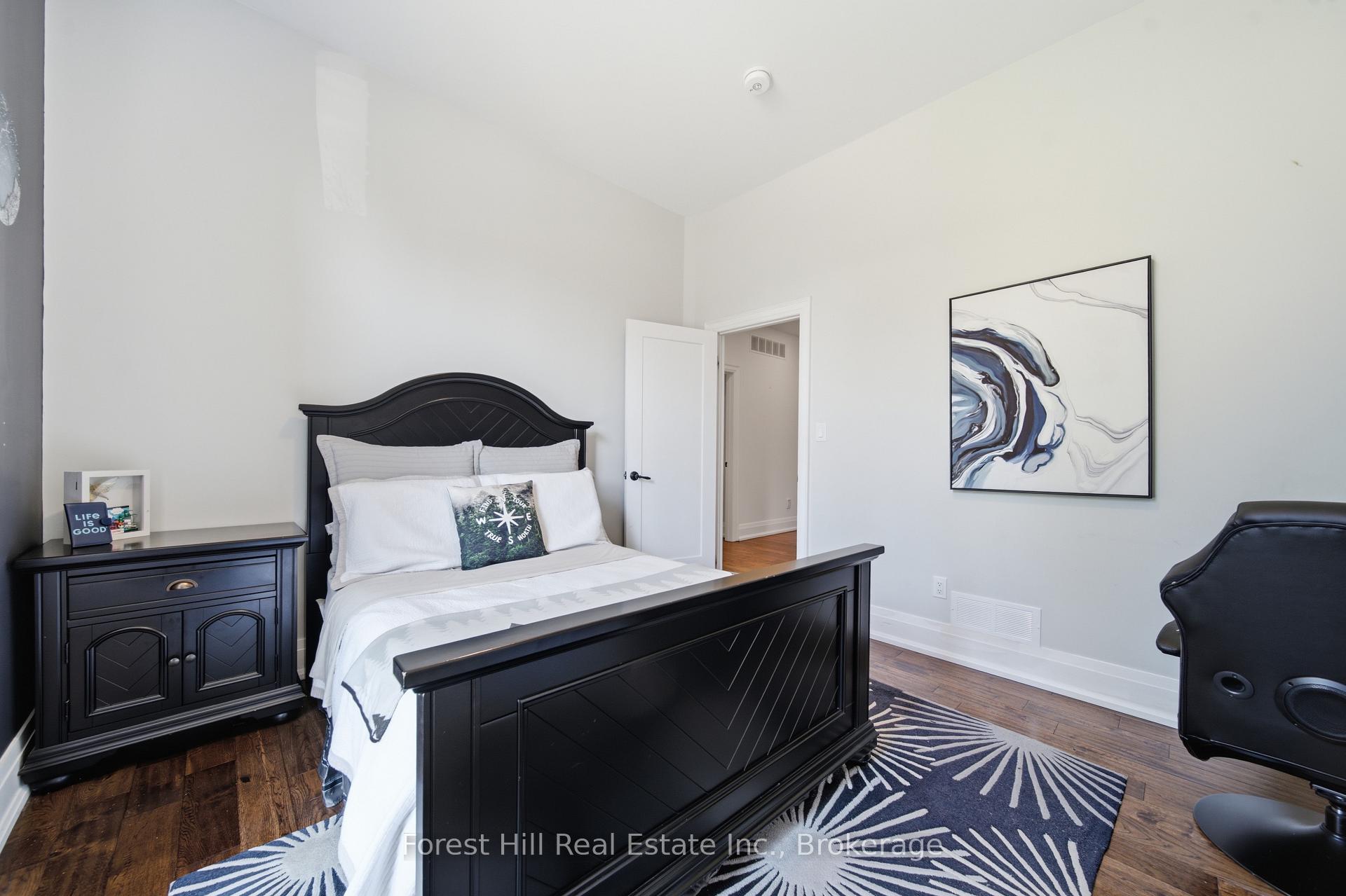 Photo 28 of 1029 Sixth Street, Collingwood — HOMEH