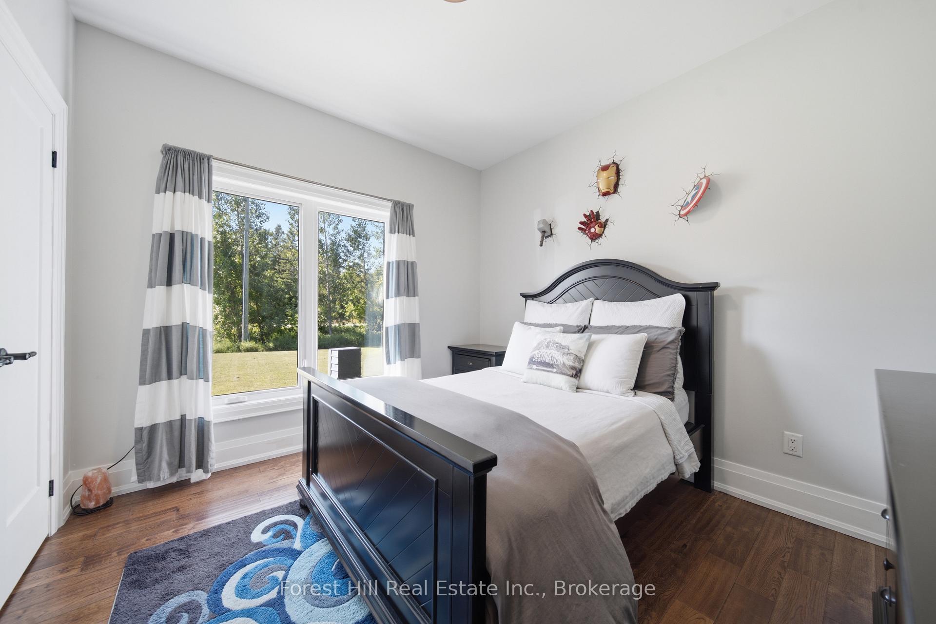 Photo 29 of 1029 Sixth Street, Collingwood — HOMEH