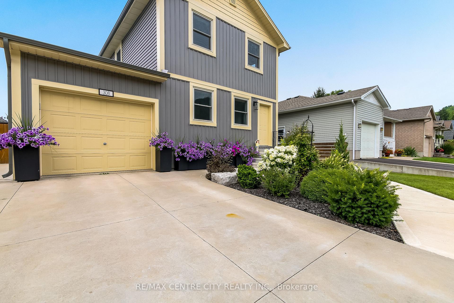 Photo 3 of 308 Selbourne Drive, Central Elgin, Port Stanley — HOMEH