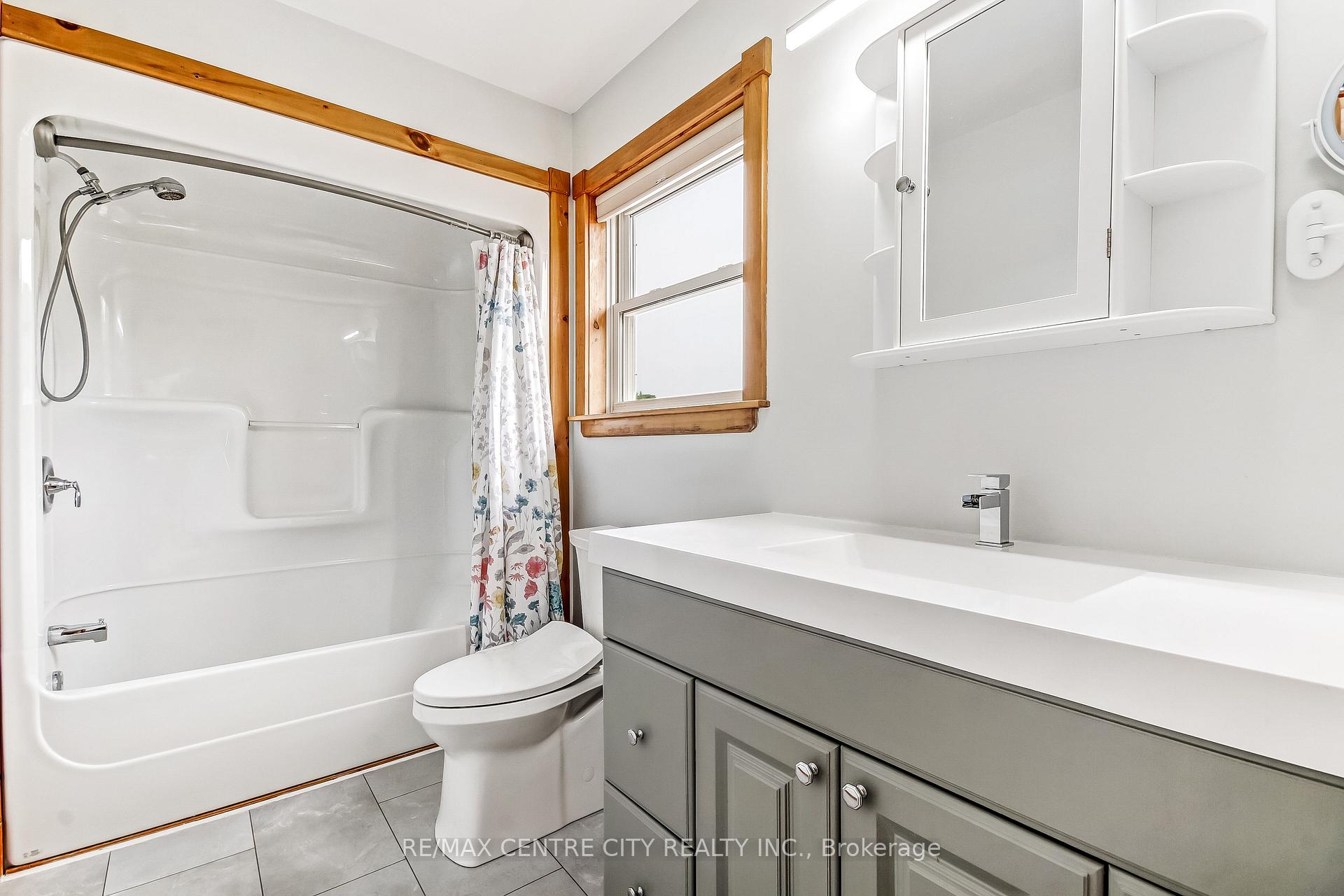 Photo 21 of 308 Selbourne Drive, Central Elgin, Port Stanley — HOMEH
