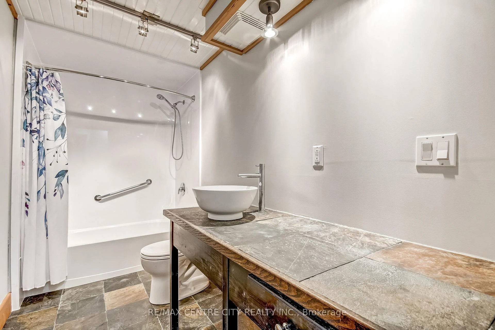 Photo 30 of 308 Selbourne Drive, Central Elgin, Port Stanley — HOMEH