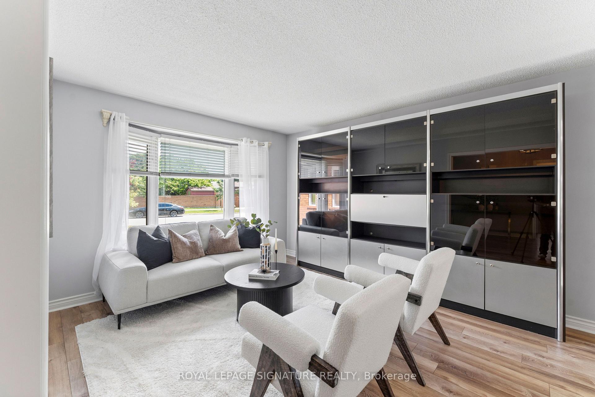 Photo 3 of 146 Beaver Bend Crescent, Etobicoke, Eringate-Centennial-West Deane — HOMEH