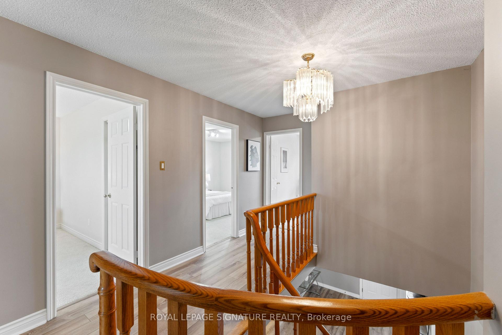 Photo 5 of 146 Beaver Bend Crescent, Etobicoke, Eringate-Centennial-West Deane — HOMEH