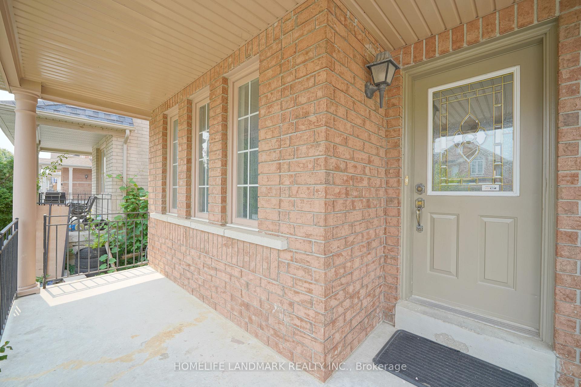 Photo 2 of 97 Annina Crescent, Markham, Village Green-South Unionville — HOMEH