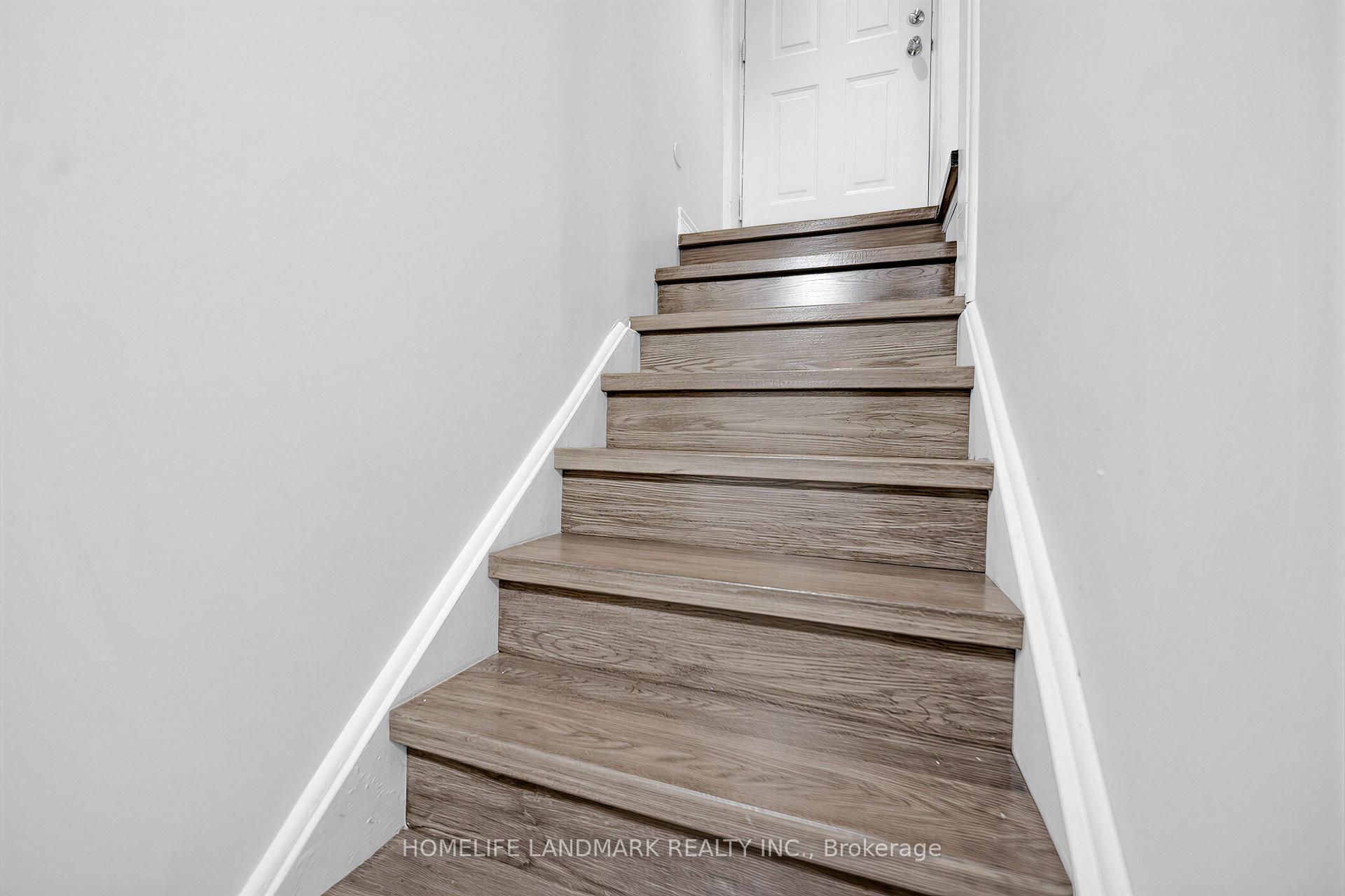 Photo 21 of 97 Annina Crescent, Markham, Village Green-South Unionville — HOMEH